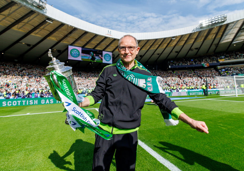 Martin O'Neill with the Scottish Cup