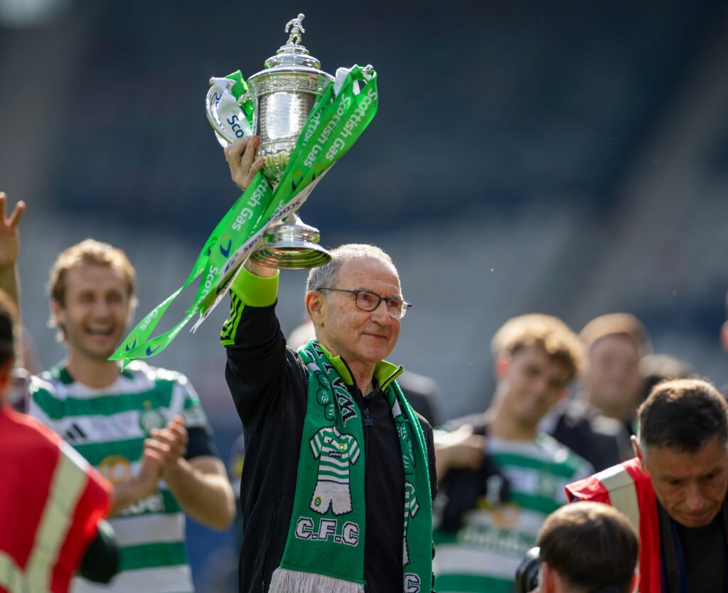 Martin O'Neill with Scottish Cup.