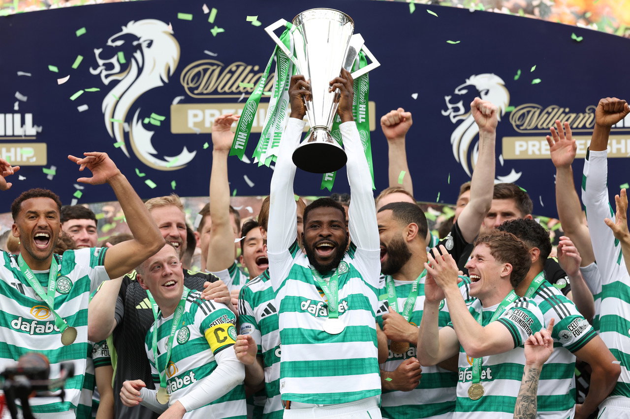 Kelechi Iheanacho celebrating title victory.