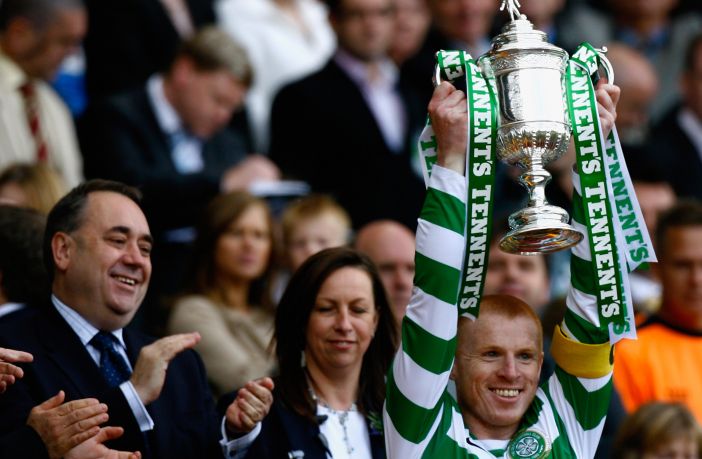 Neil Lennon lifts the Scottish Cup in his last match for Celtic after the victory over Dunfermline in the 2007 Final