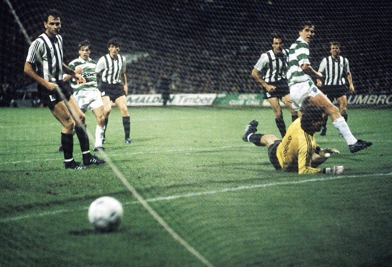 Celtic v Partizan Belgrade September 1989. Dariusz DziekanowskiDziekanowski. 