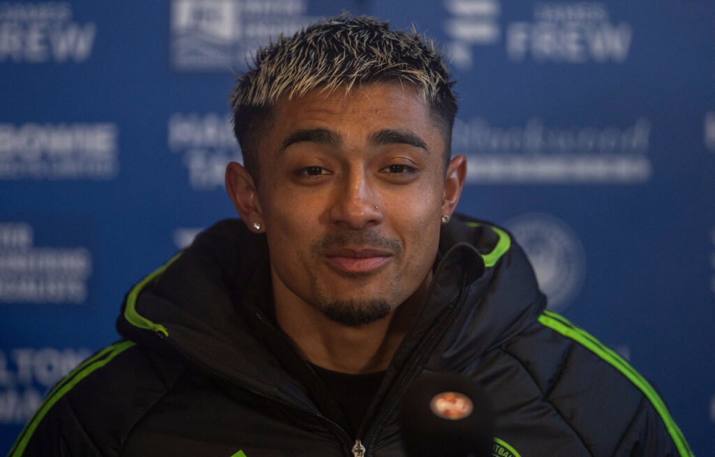 Julian Araujo