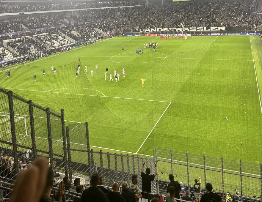 LASK v Celtic, full-time view from the Celtic end