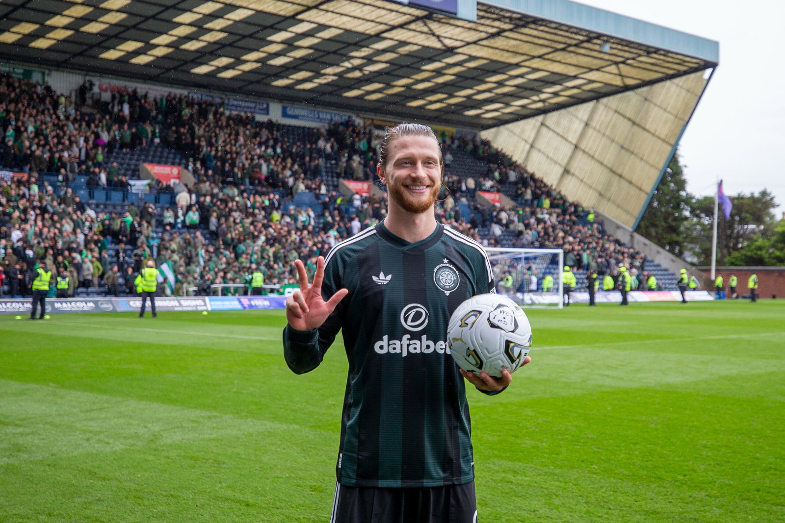 Kasper Hogh of Celtic celebrates