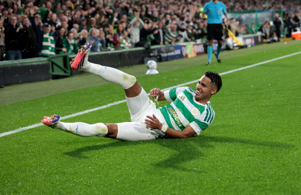 Camilo Duran of Celtic celebrates