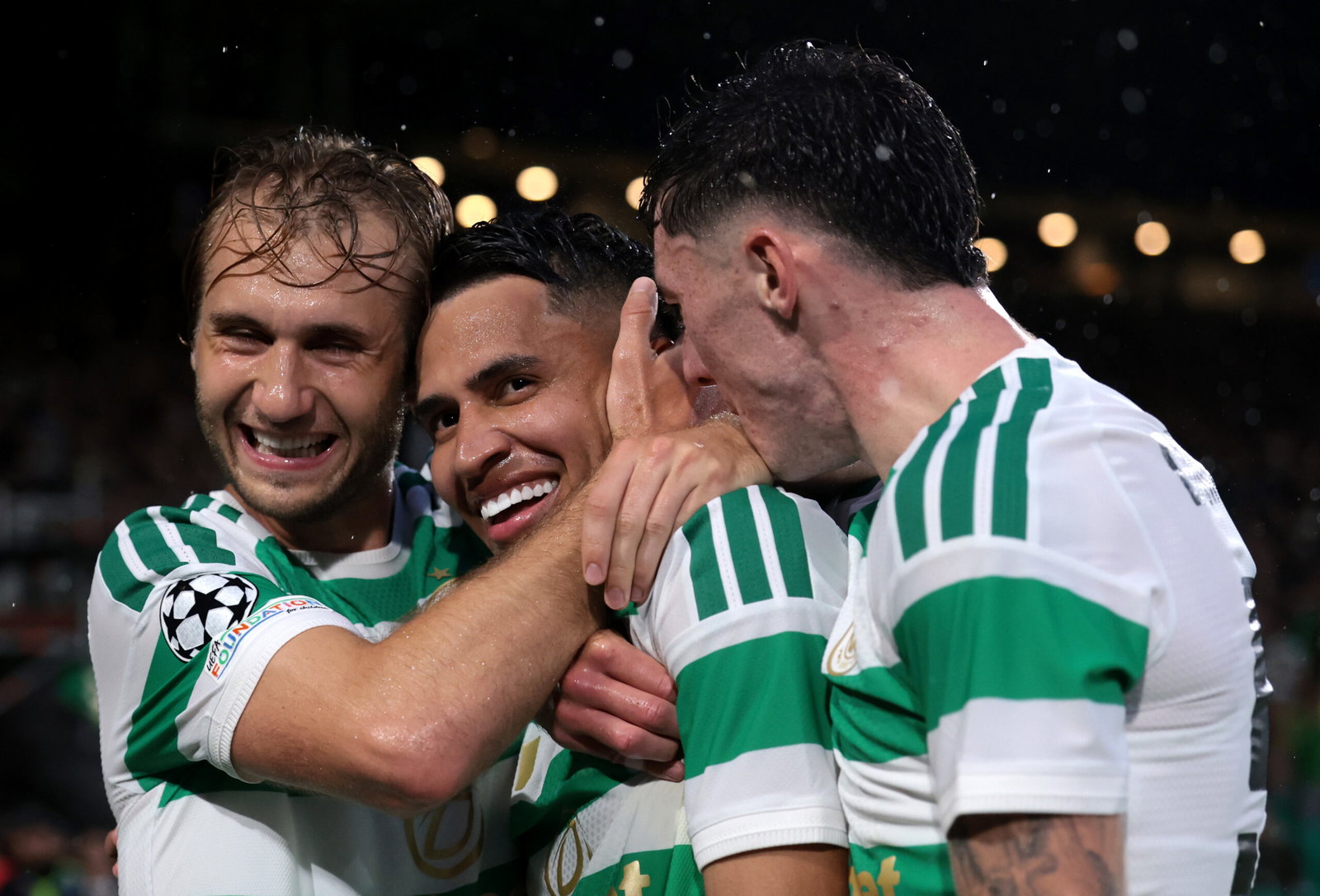 Camilo Duran of Celtic celebrates