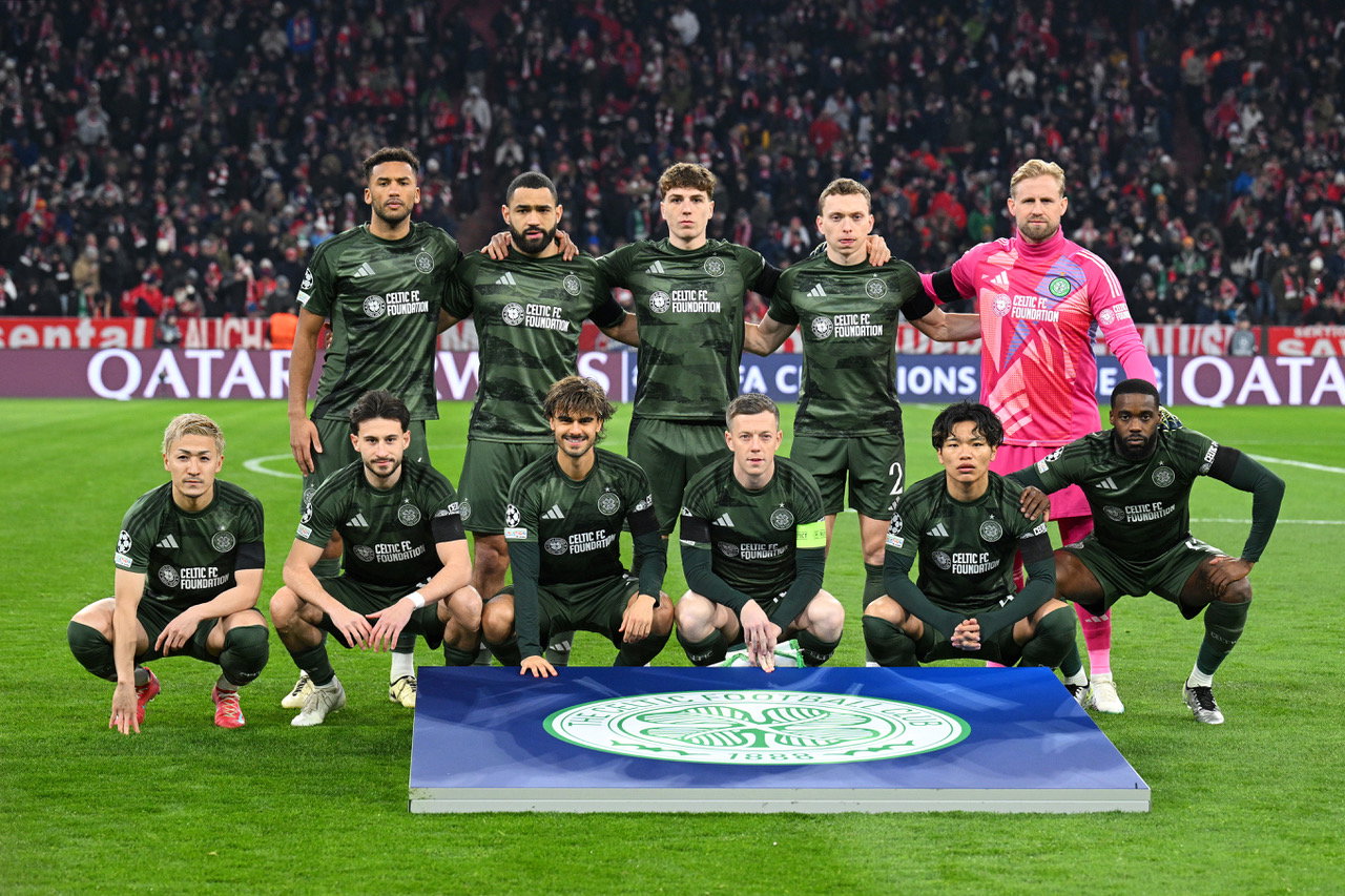 Celtic team photo in Munich