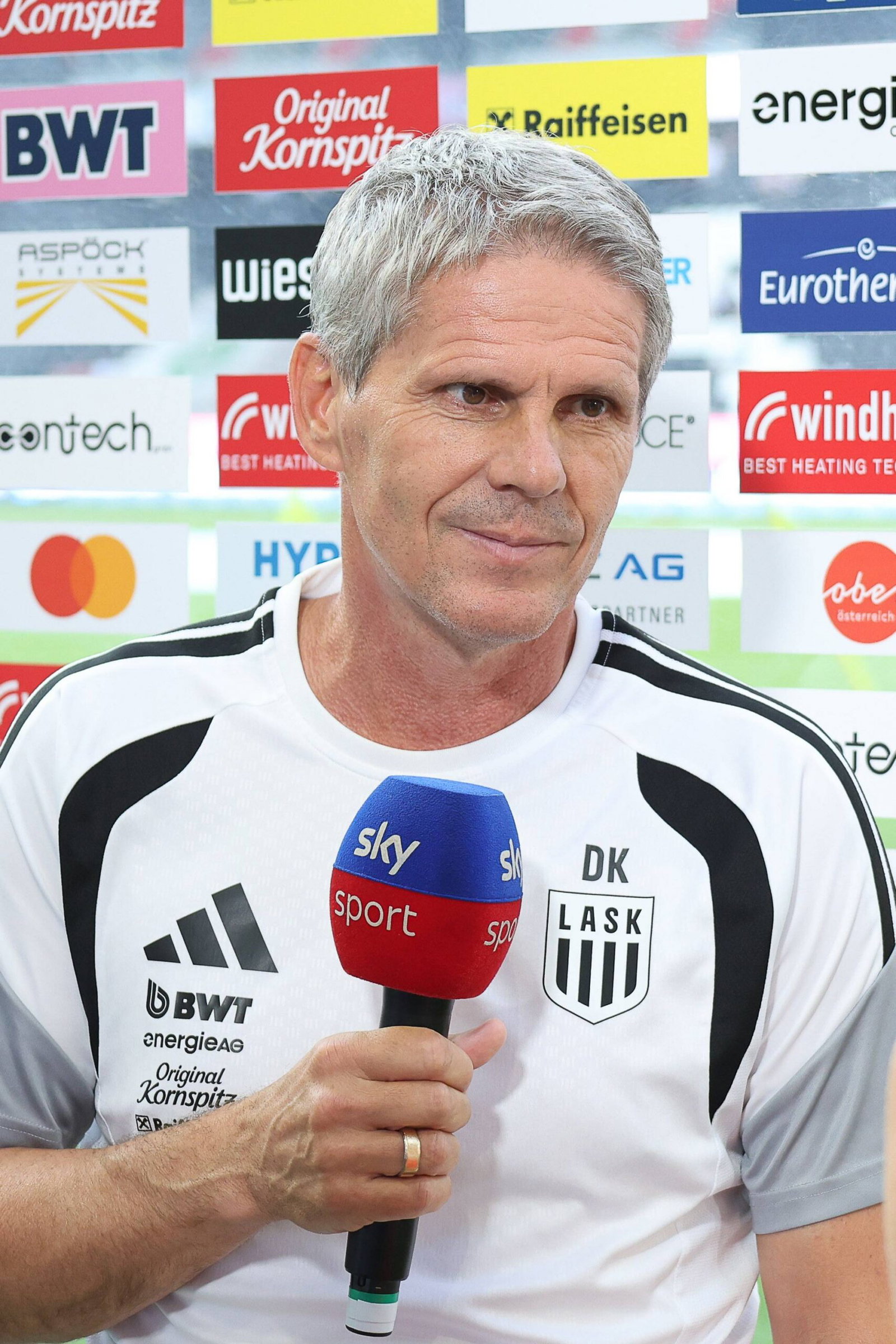 Dietmar Kuehbauer, coach, LASK