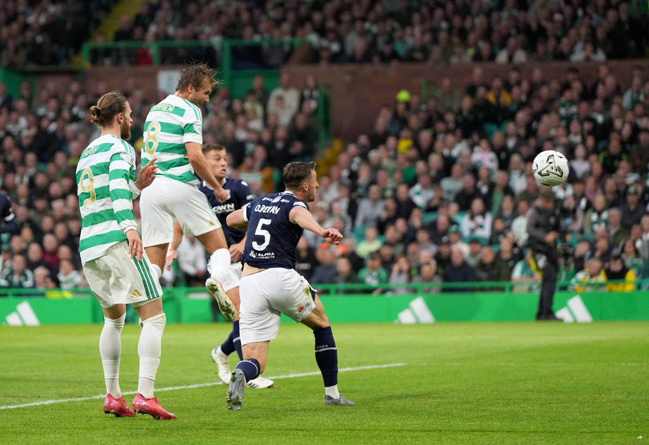 Benjamin Nygren of Celtic scores with a header to give Celtic a 1-0 lead. 