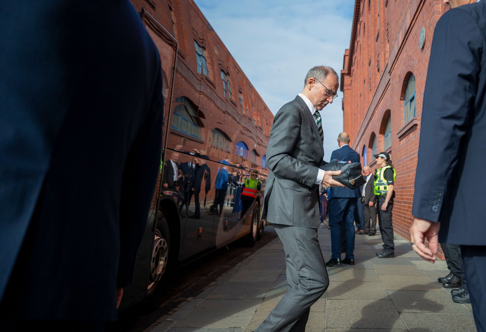 Martin O'Neill arrives at Ibrox