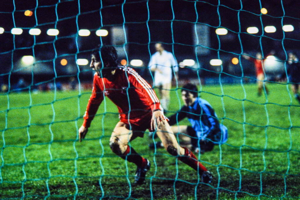 John Hewitt scores