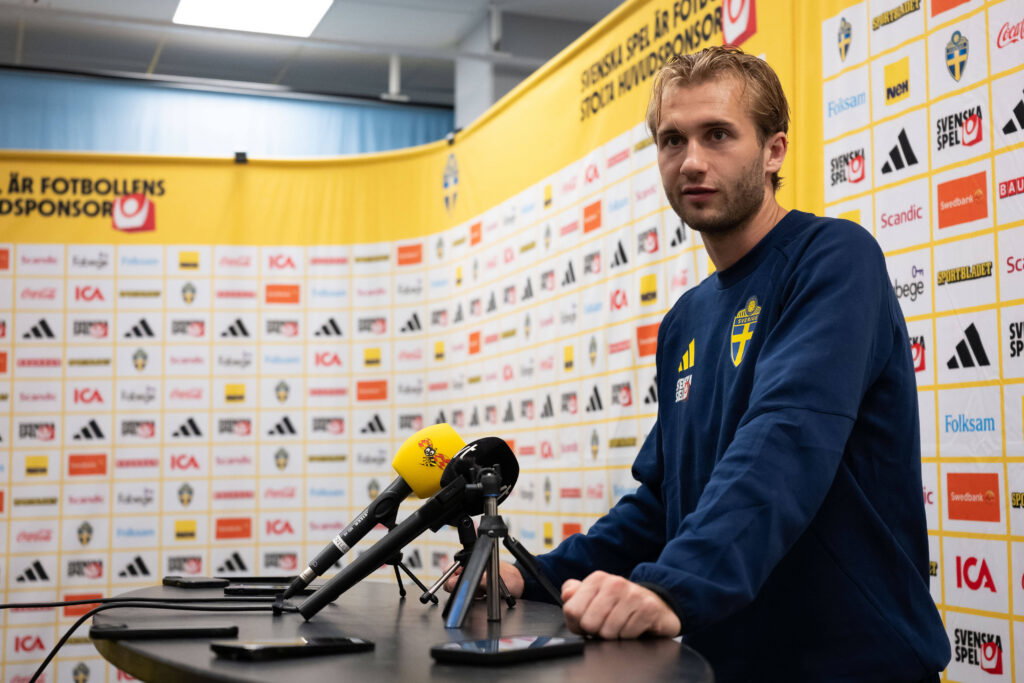 Swedish media deliver verdict on Celtic star Benjamin Nygren after Poland goal Benjamin Nygren of Sweden