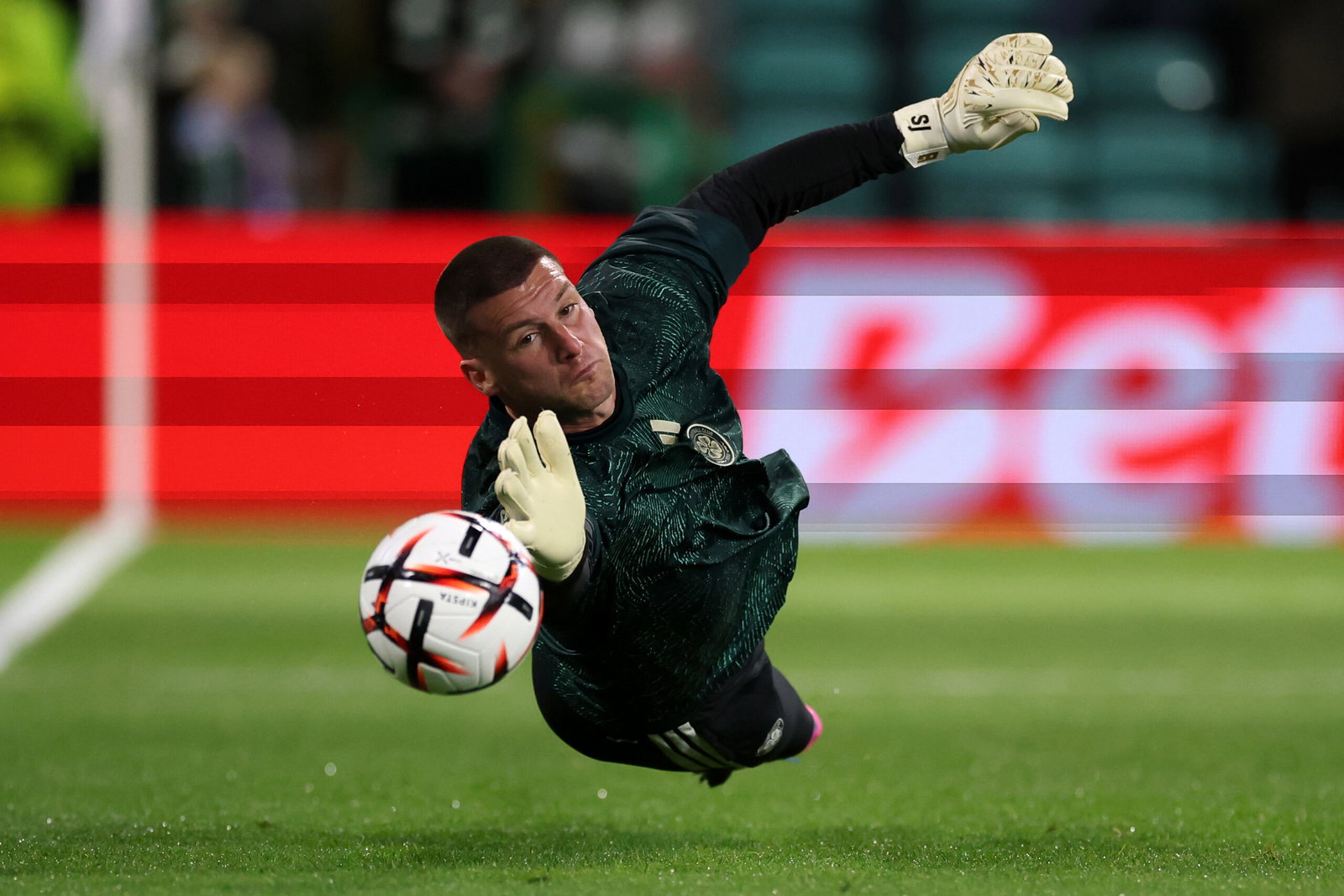 Shake Play Sam Johnstone shakes off culture shock of Glasgow Derby nightmare ...